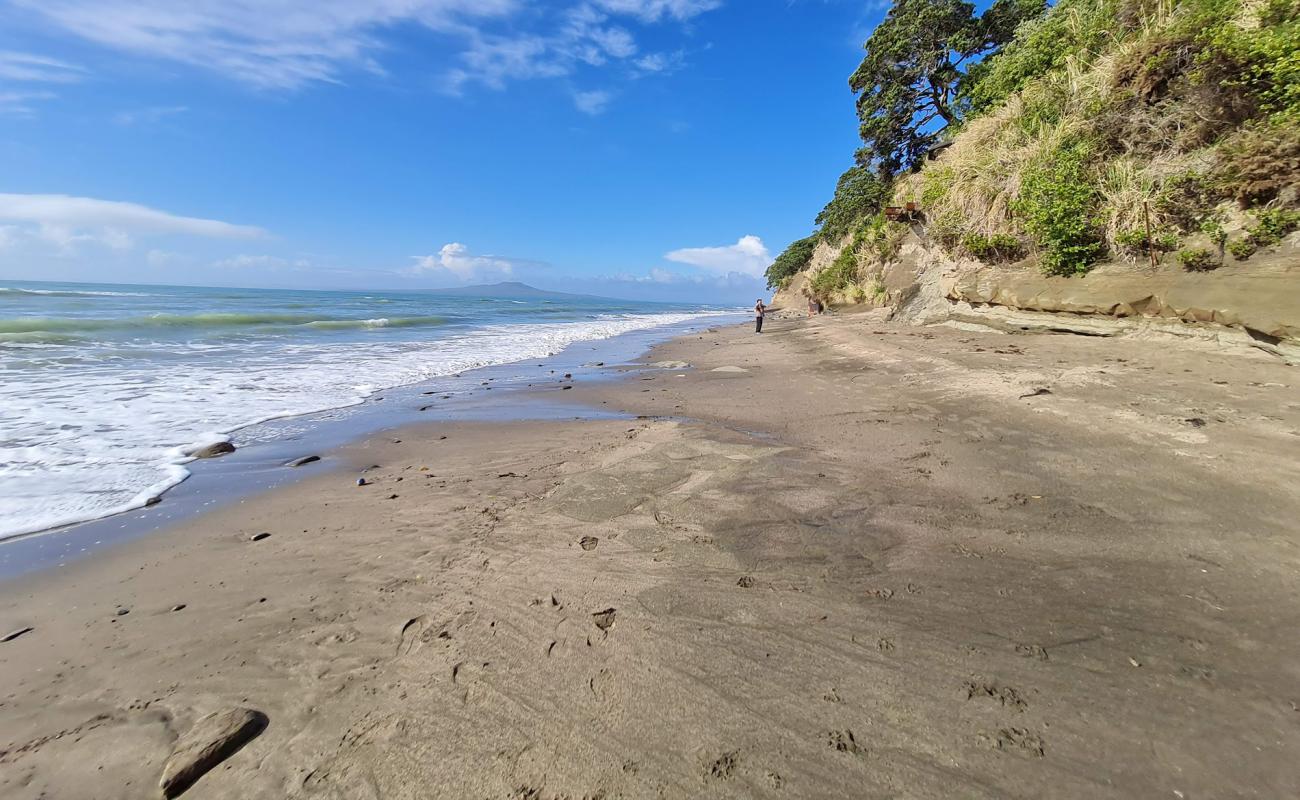 Foto de Kennedy Park Beach con arena brillante superficie