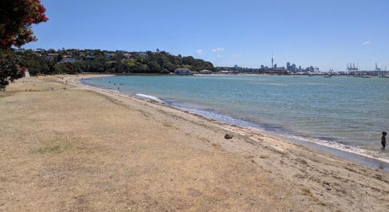 Okahu Bay Beach