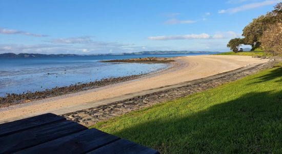 Waiomanu Beach