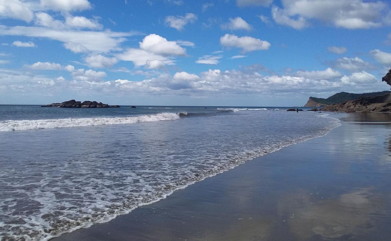 Foto de Playa Amarilla con brillante arena fina superficie