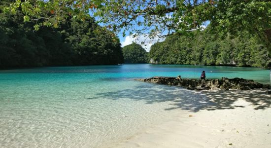 Ngchus Beach