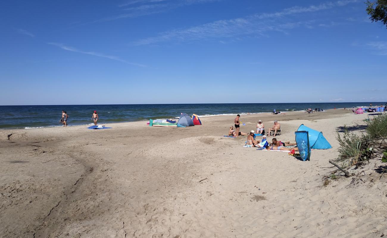 Foto de Gaski Beach con arena brillante superficie