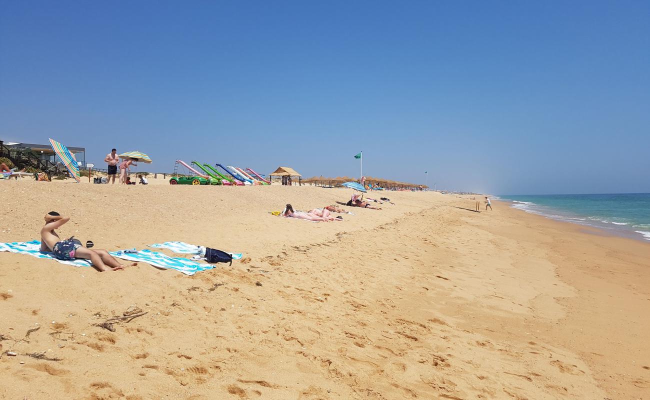 Foto de Playa Garrao Nascente con arena fina oscura superficie