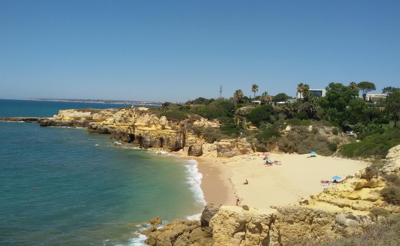 Foto de Praia da Balbina con arena brillante superficie