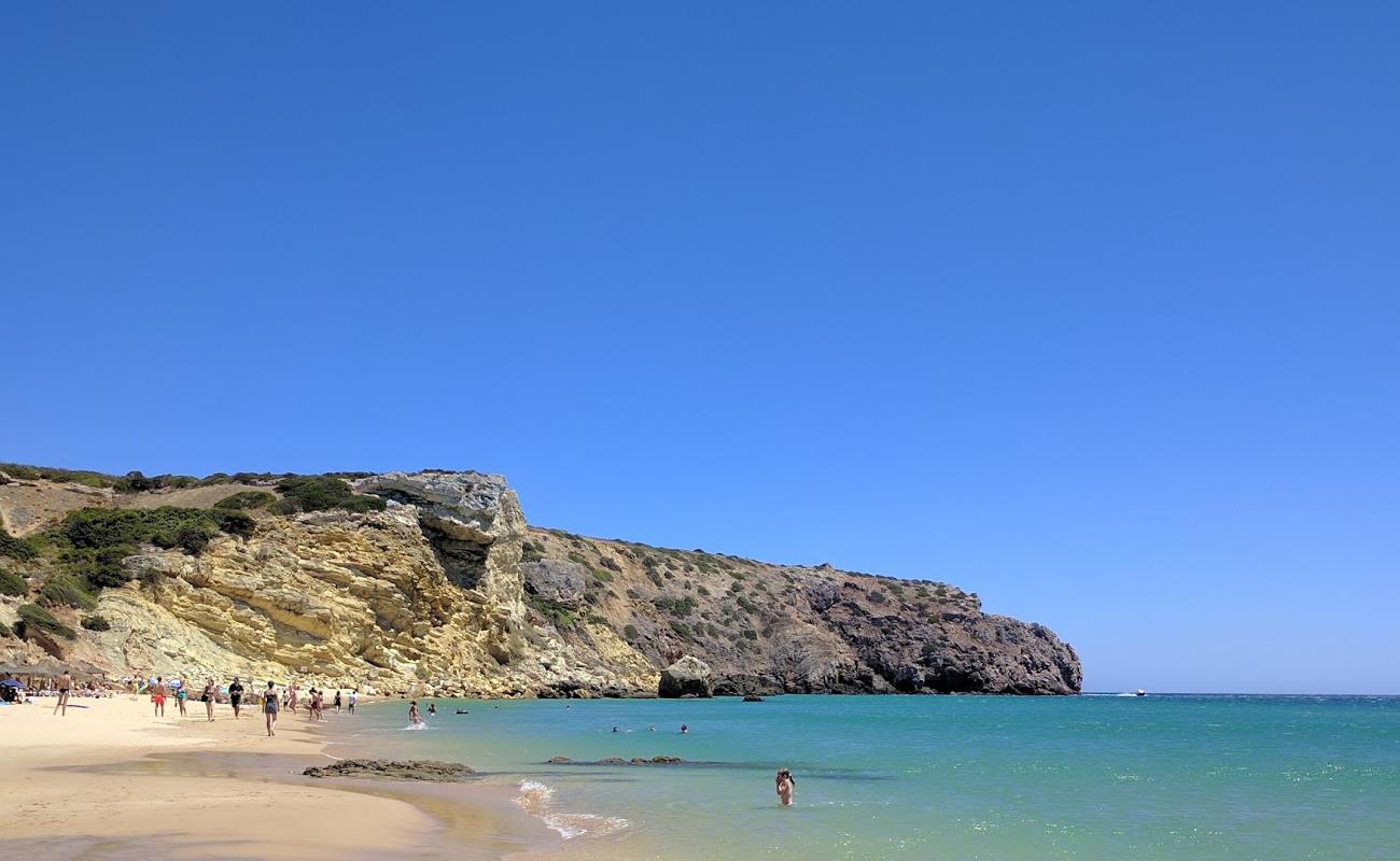 Foto de Praia do Zavial con brillante arena fina superficie