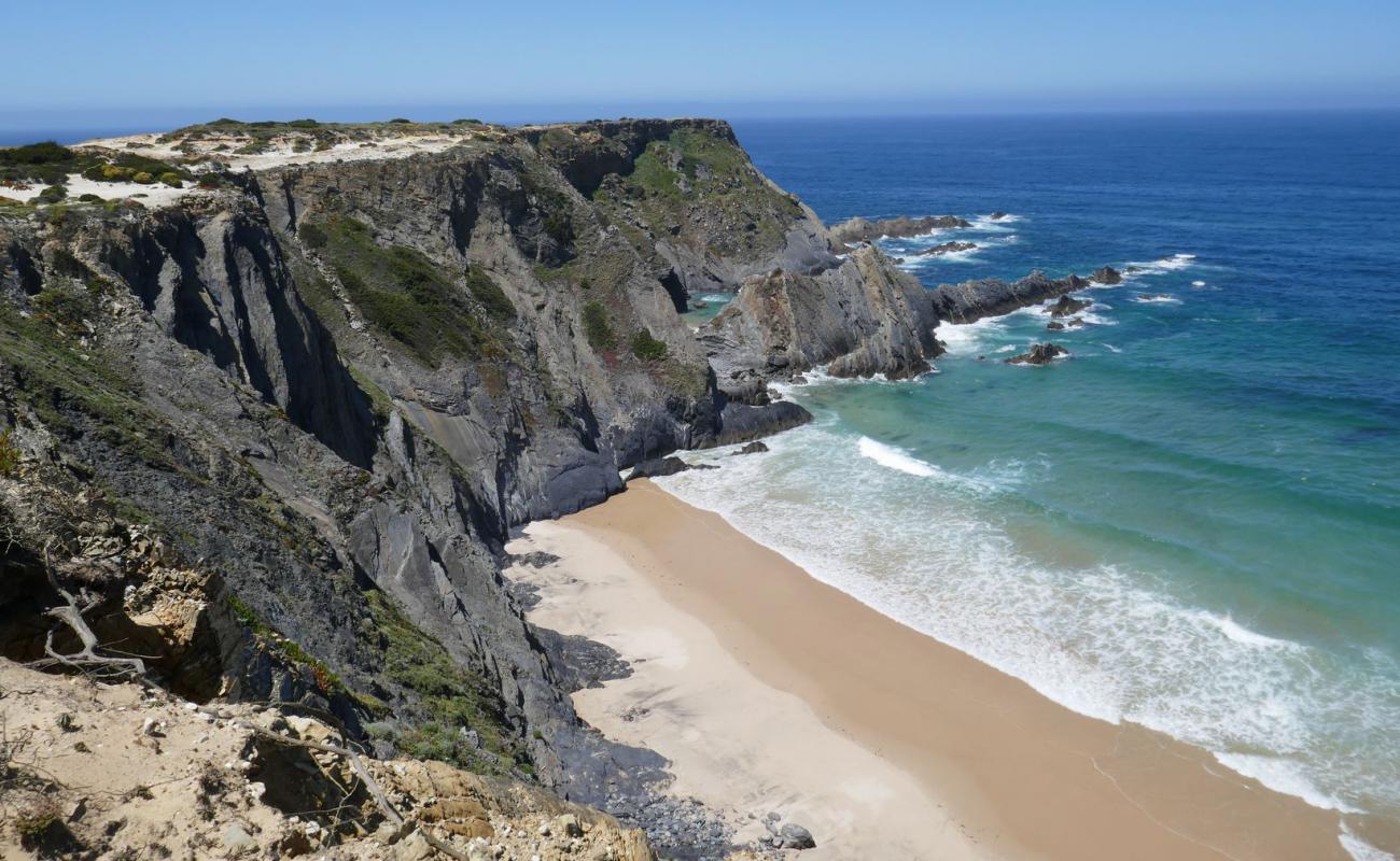 Foto de Praia dos Machados con brillante arena fina superficie