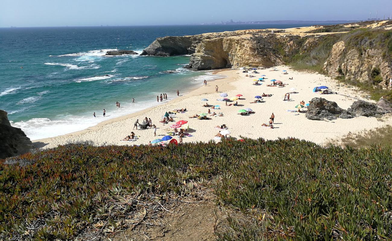 Foto de Praia da Cerca Nova con arena brillante superficie