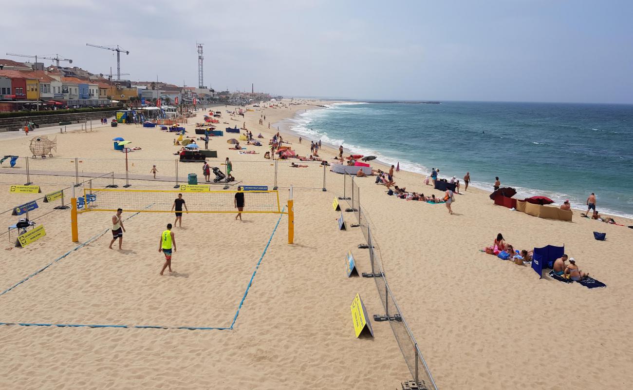 Foto de Praia da Baia con brillante arena fina superficie