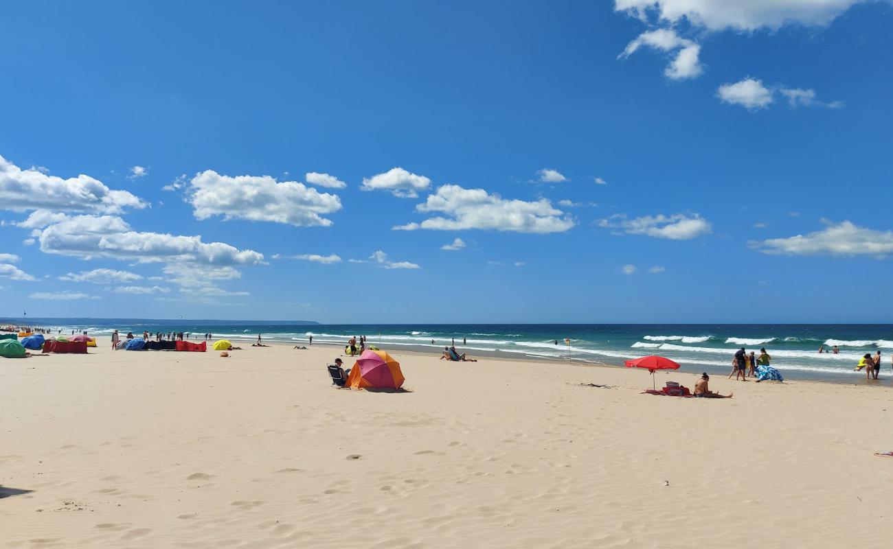 Foto de Playa Rei con brillante arena fina superficie