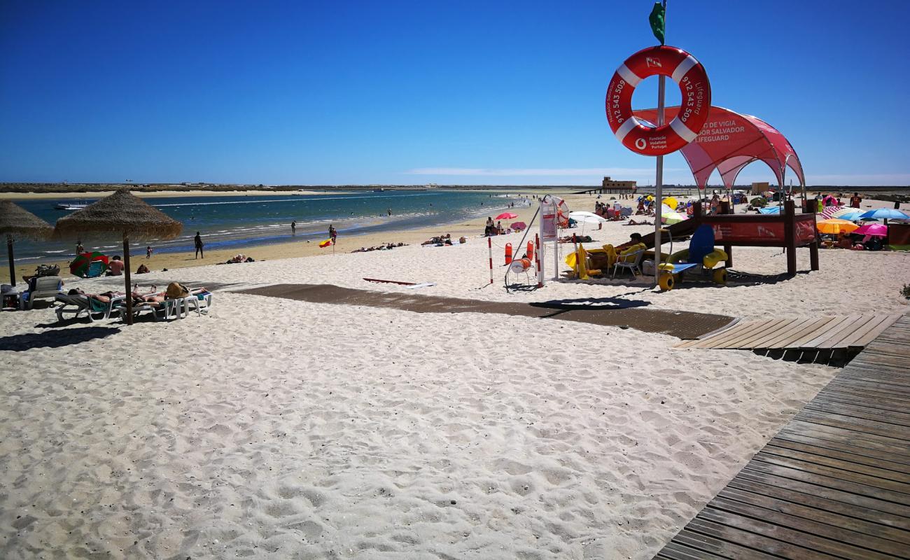 Foto de Praia da Fuseta Ria con arena brillante superficie