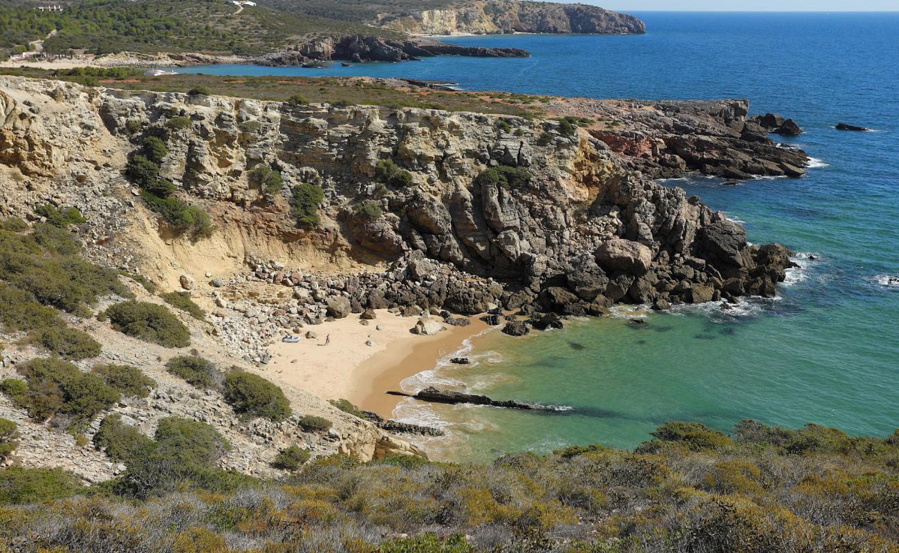 Foto de Praia do Joao Vaz con piedra superficie