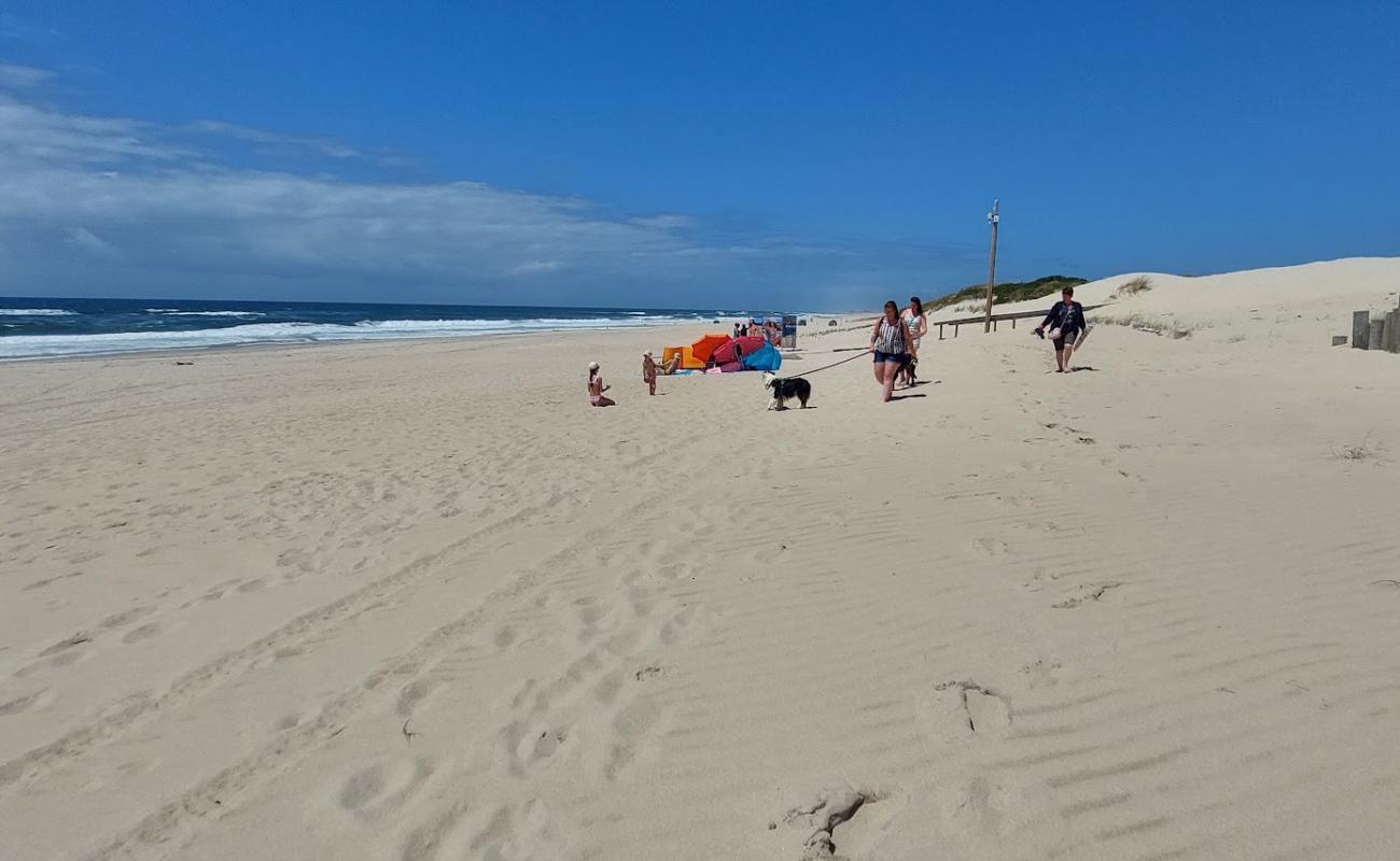 Foto de Praia do Areao con arena brillante superficie