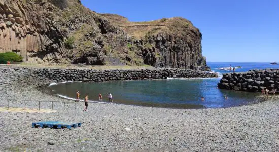 Complexo Balnear da Foz da Ribeira do Faial