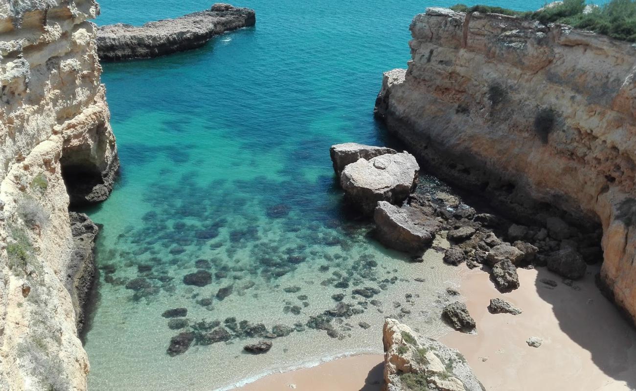 Foto de Praia do Salgueiro con arena brillante superficie