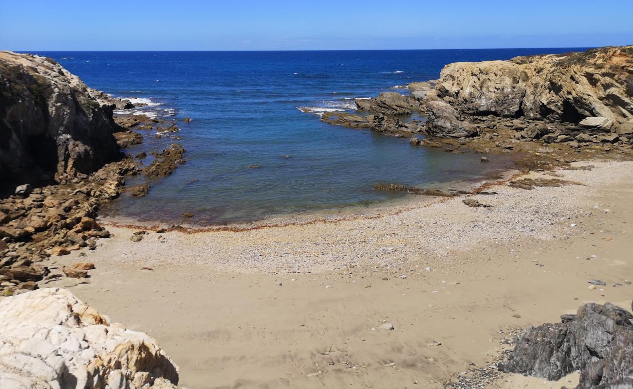 Foto de Praia da Engardaceira con arena gris superficie