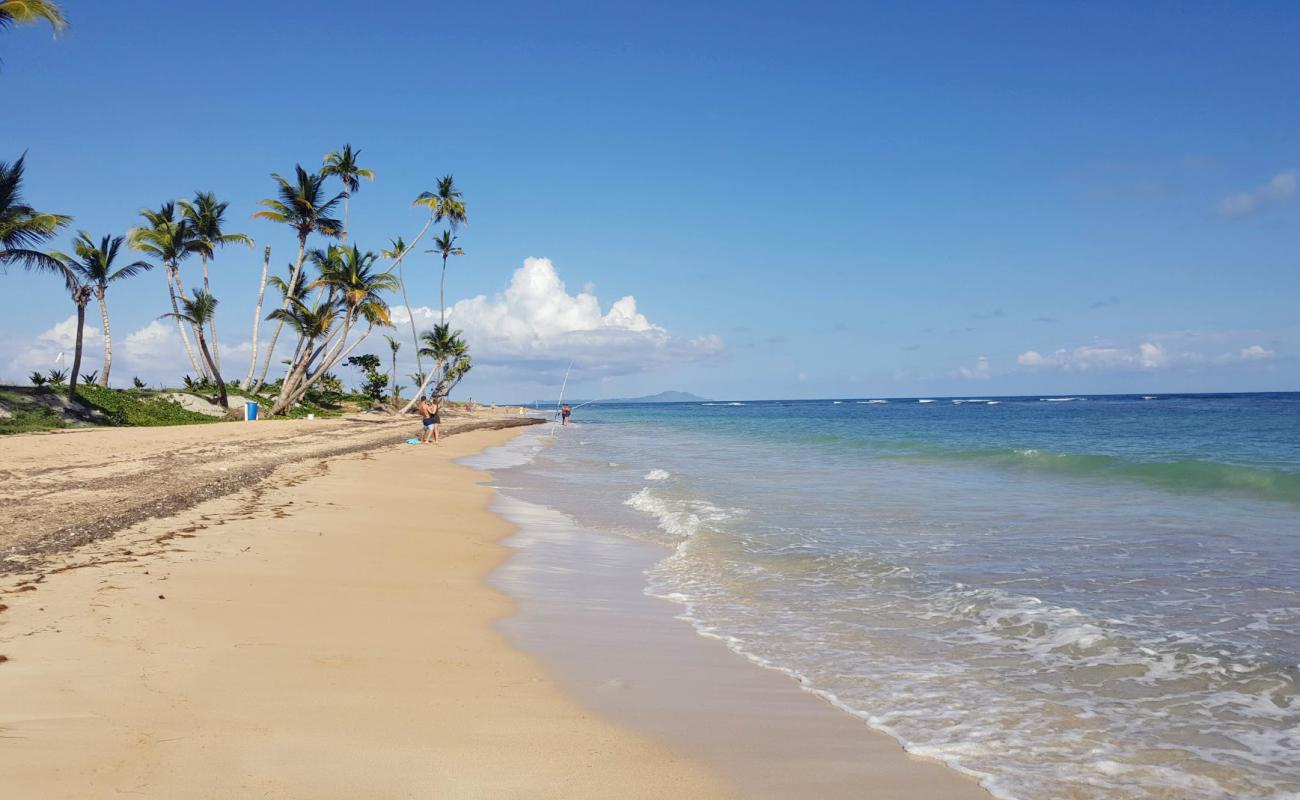 Foto de Playa Palmas del mar con arena brillante superficie