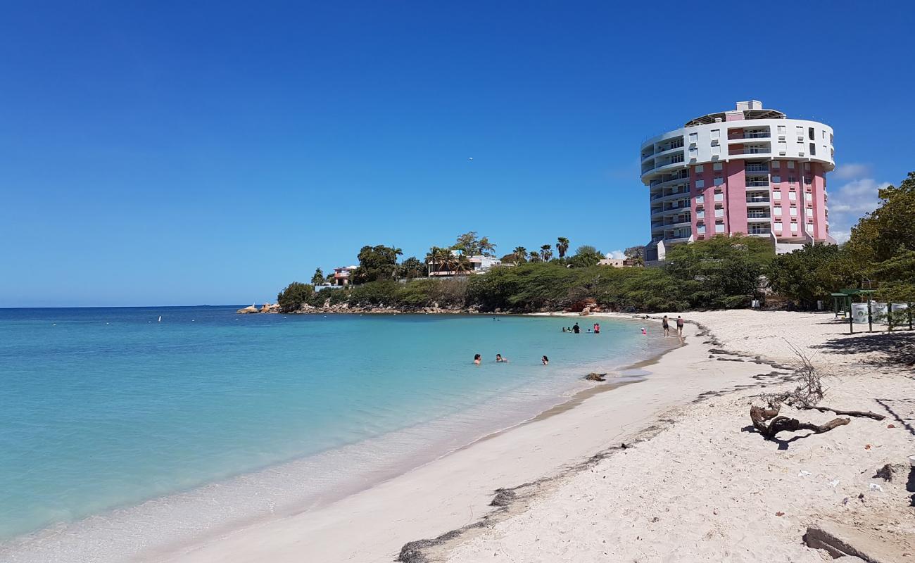 Foto de Playa Santa con arena brillante superficie