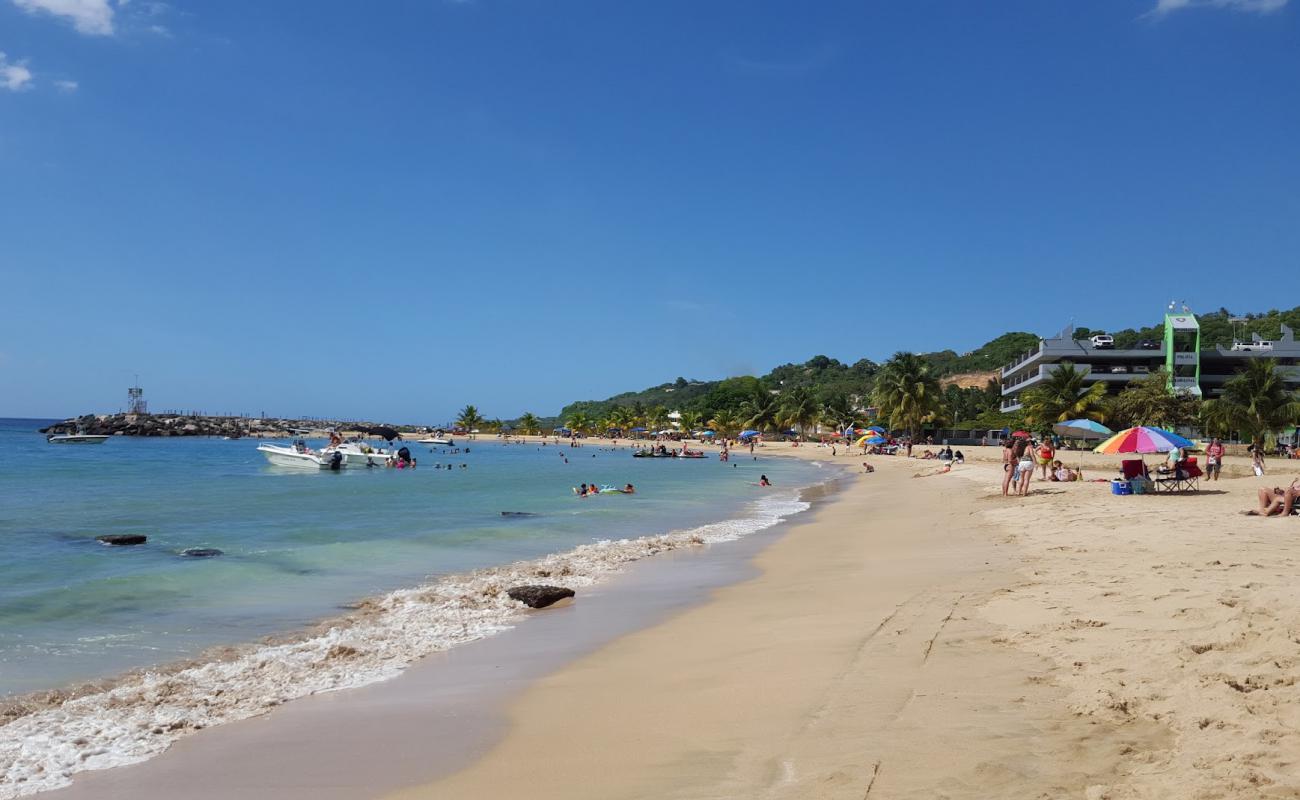 Foto de Playa los Mojones con arena brillante superficie