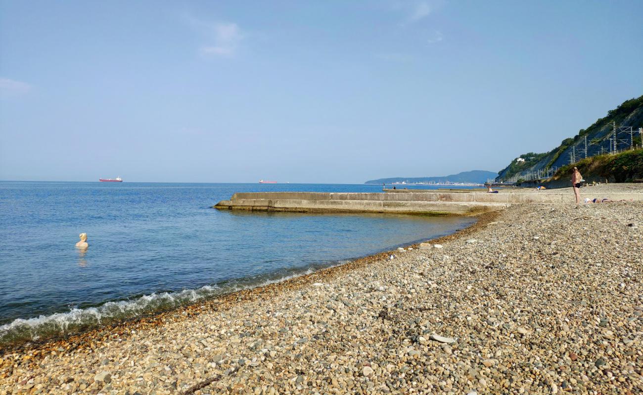 Foto de Dederkoy beach con guijarro gris superficie