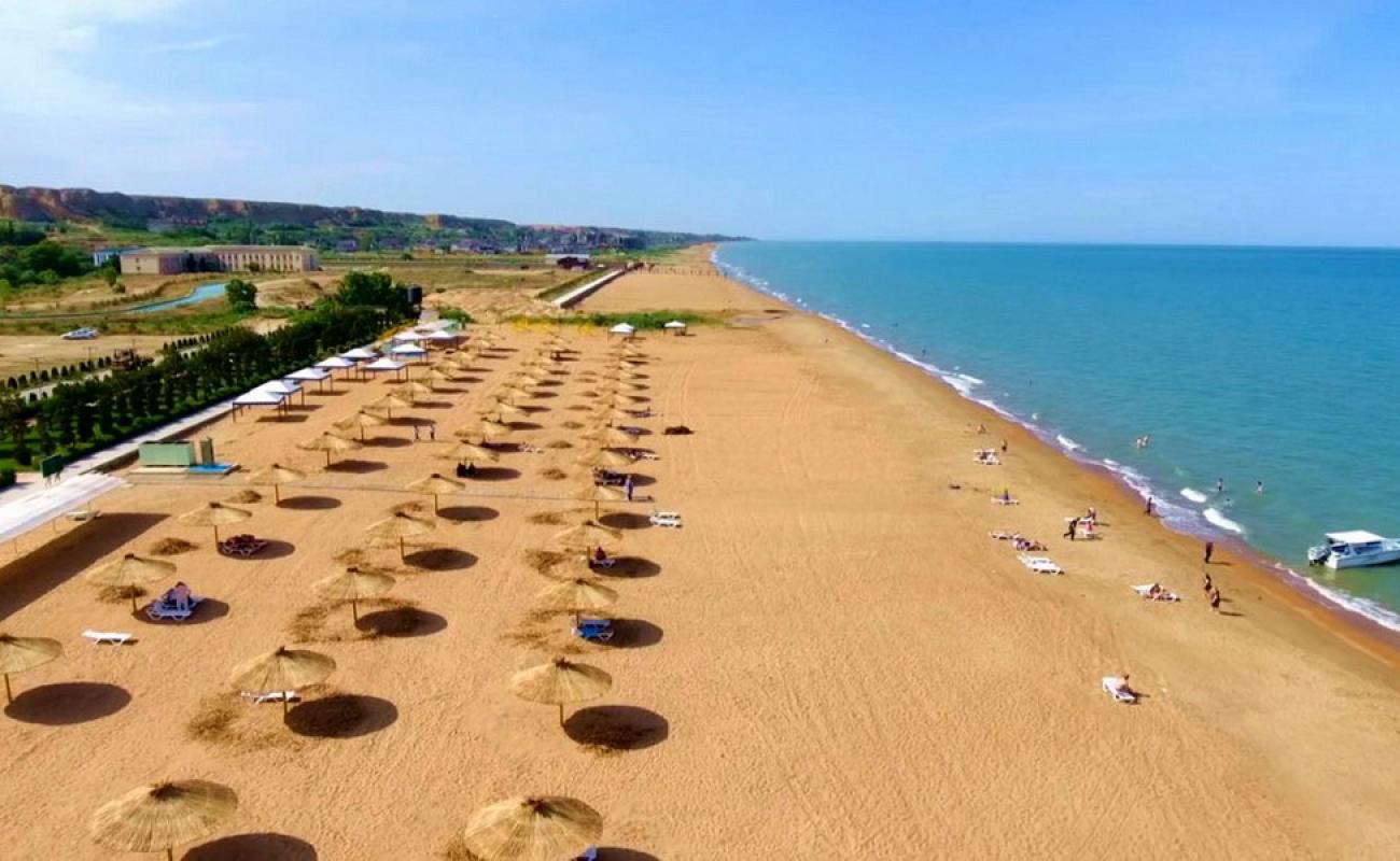 Foto de Sanatoriya Parus Beach con arena brillante superficie