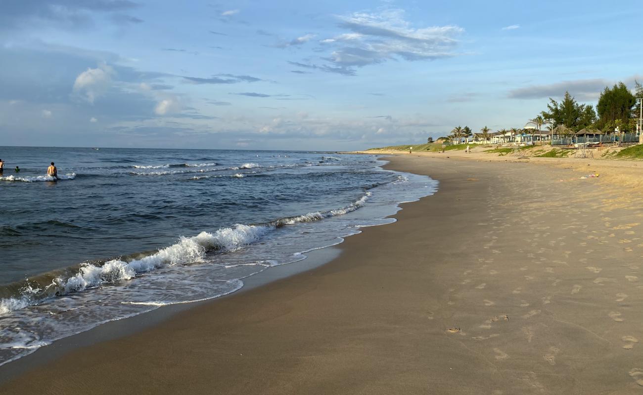 Foto de Long Hai Channel Beach con brillante arena fina superficie