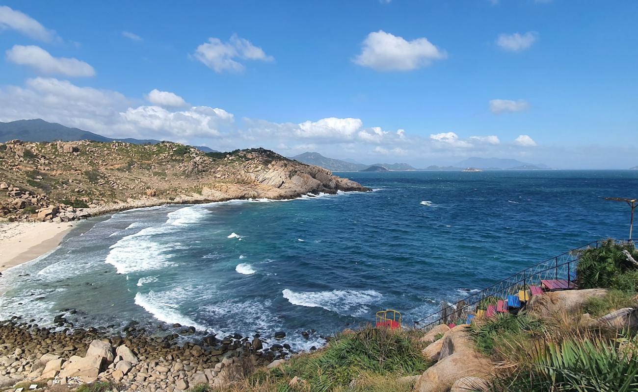 Foto de Lighthouse Beach con arena brillante y rocas superficie