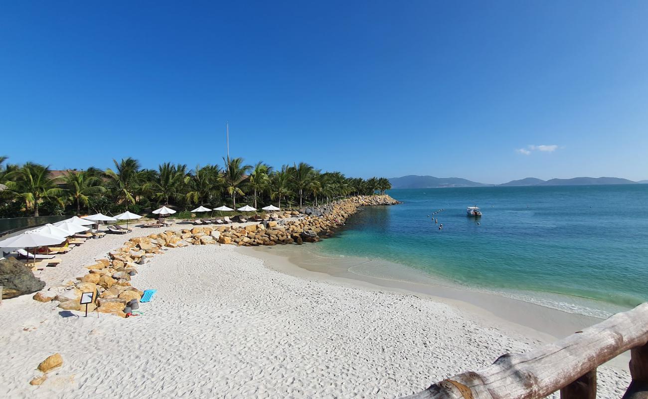 Foto de Playa de Khanh Hoa con brillante arena fina superficie