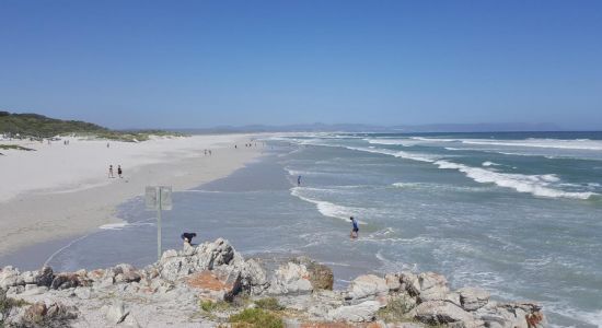 Grotto beach