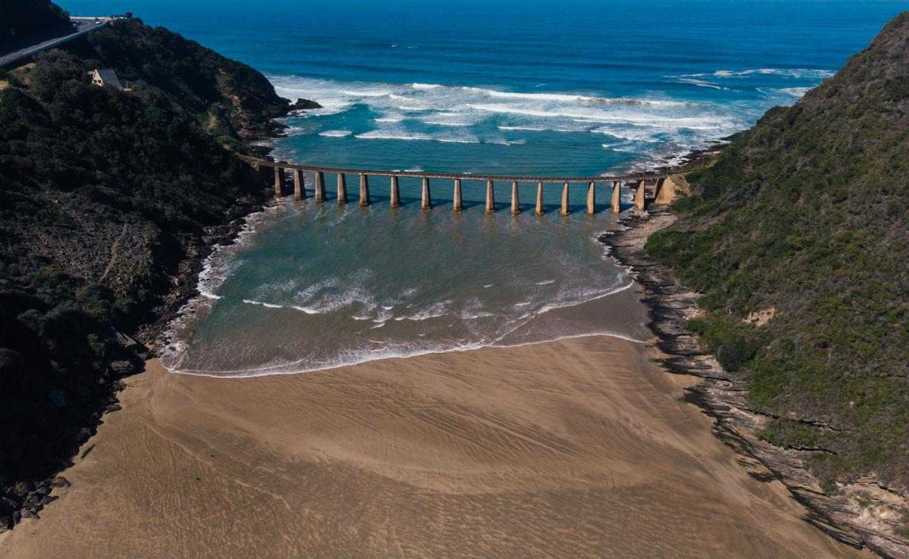 Foto de Kaaimans River beach con arena brillante superficie