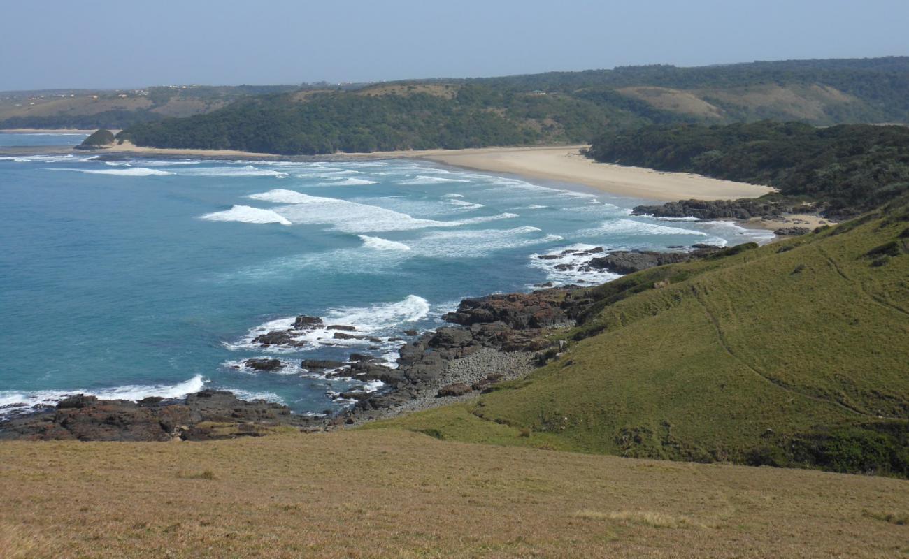 Foto de Kobole beach con brillante arena fina superficie