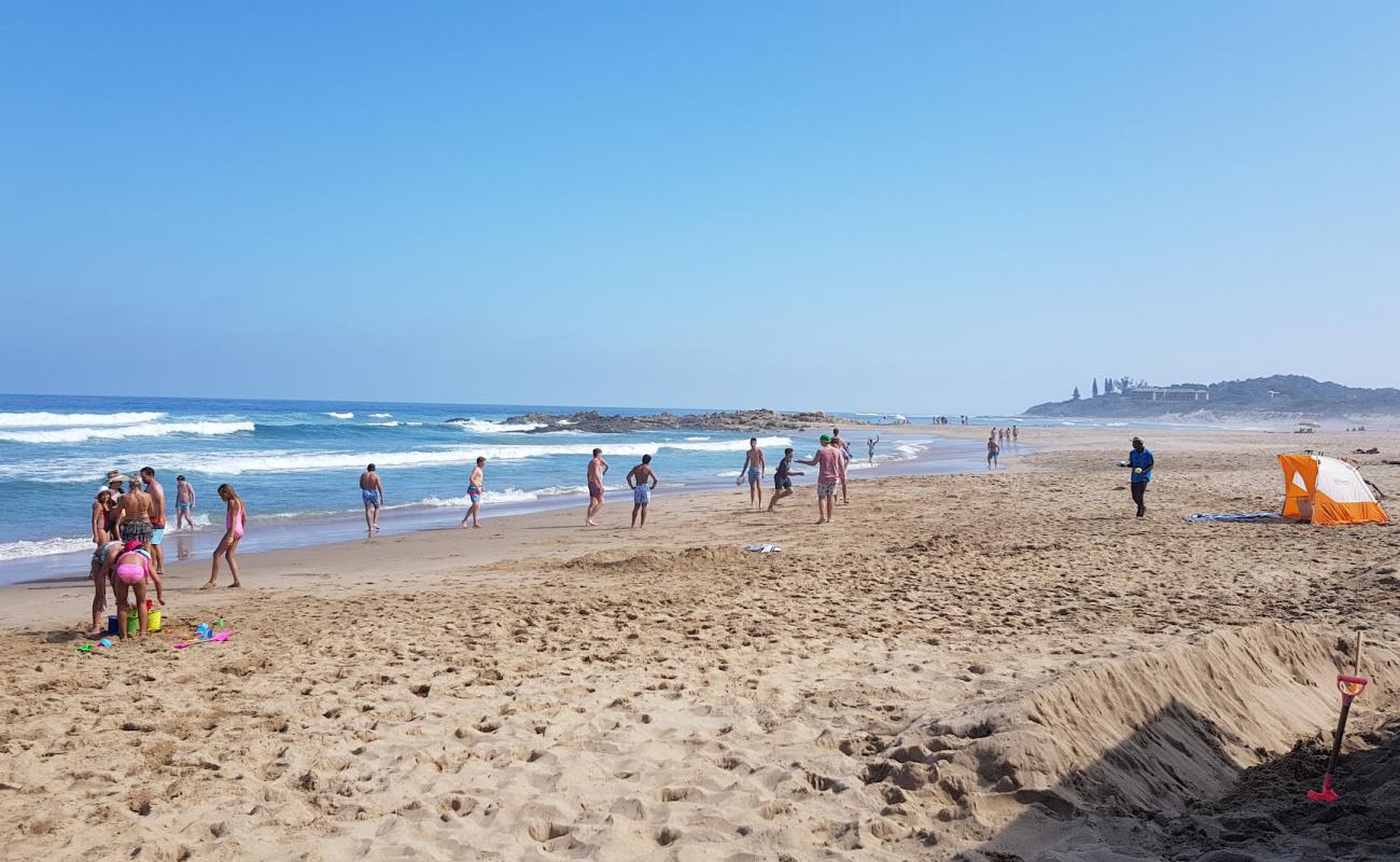 Foto de Marina beach I con brillante arena fina superficie