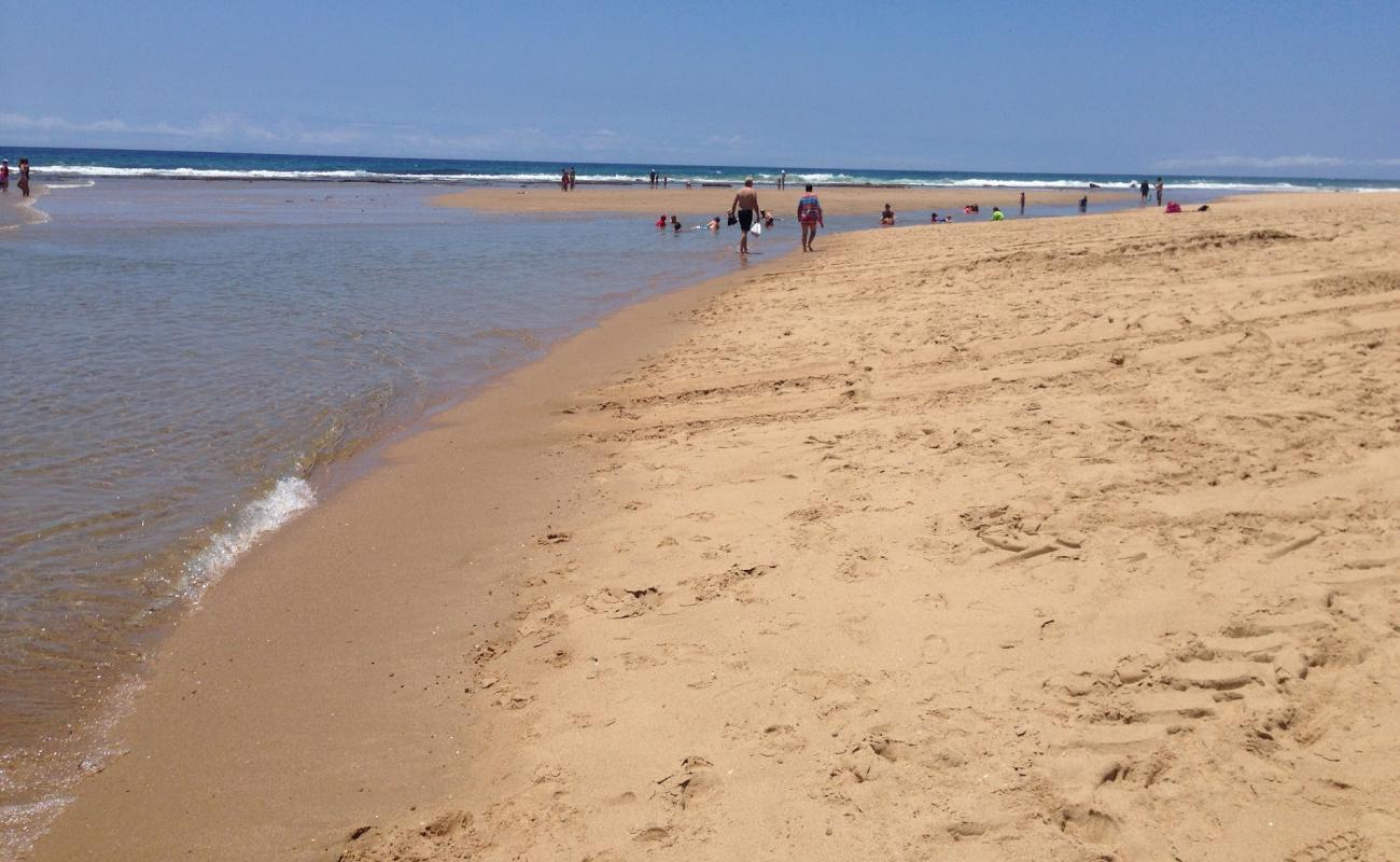 Foto de Cape Vidal beach con brillante arena fina superficie