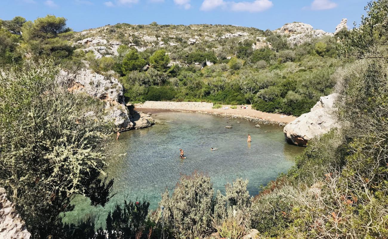 Foto de Cales Coves con piedra superficie