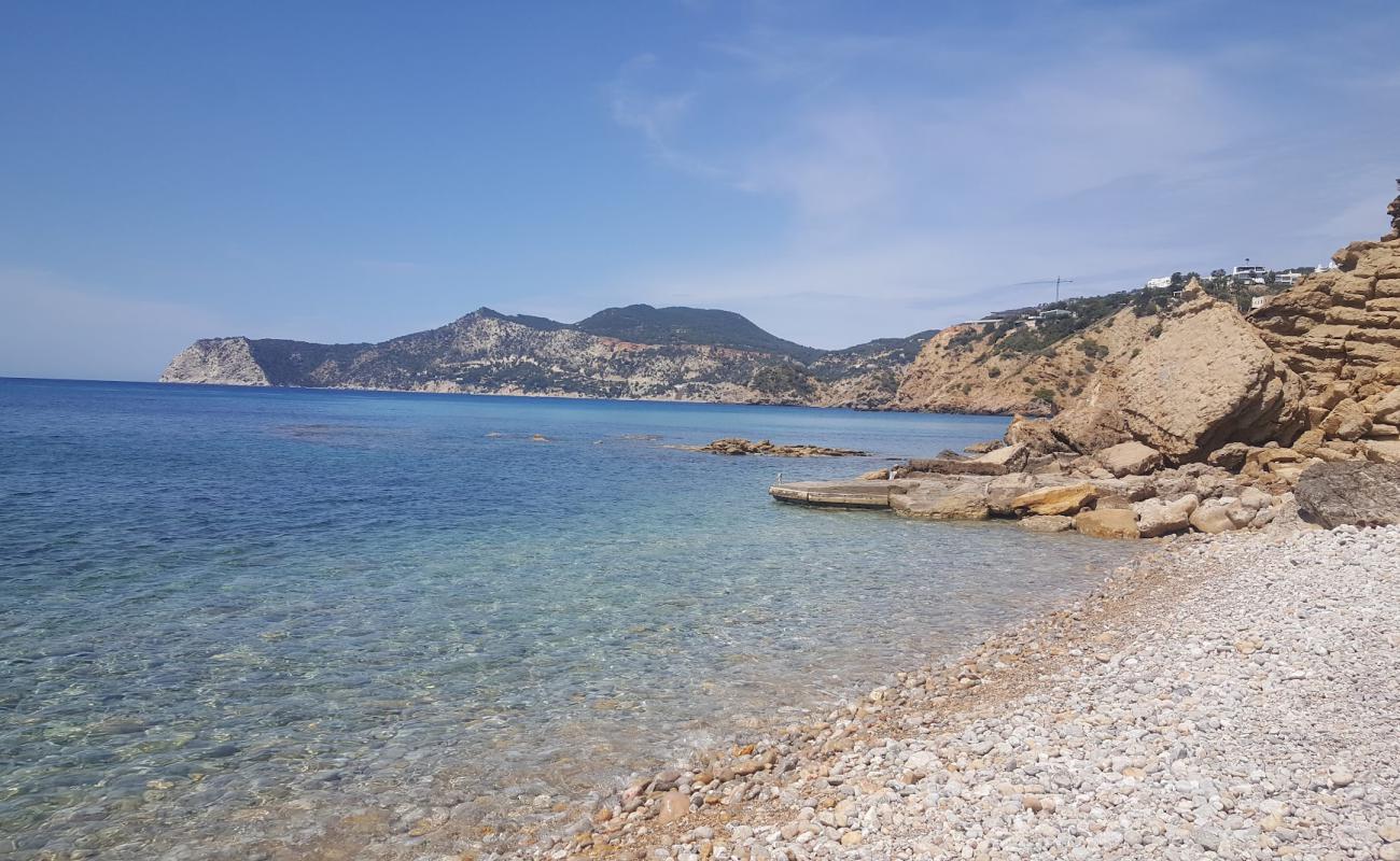 Foto de Es Torrent con guijarro ligero superficie