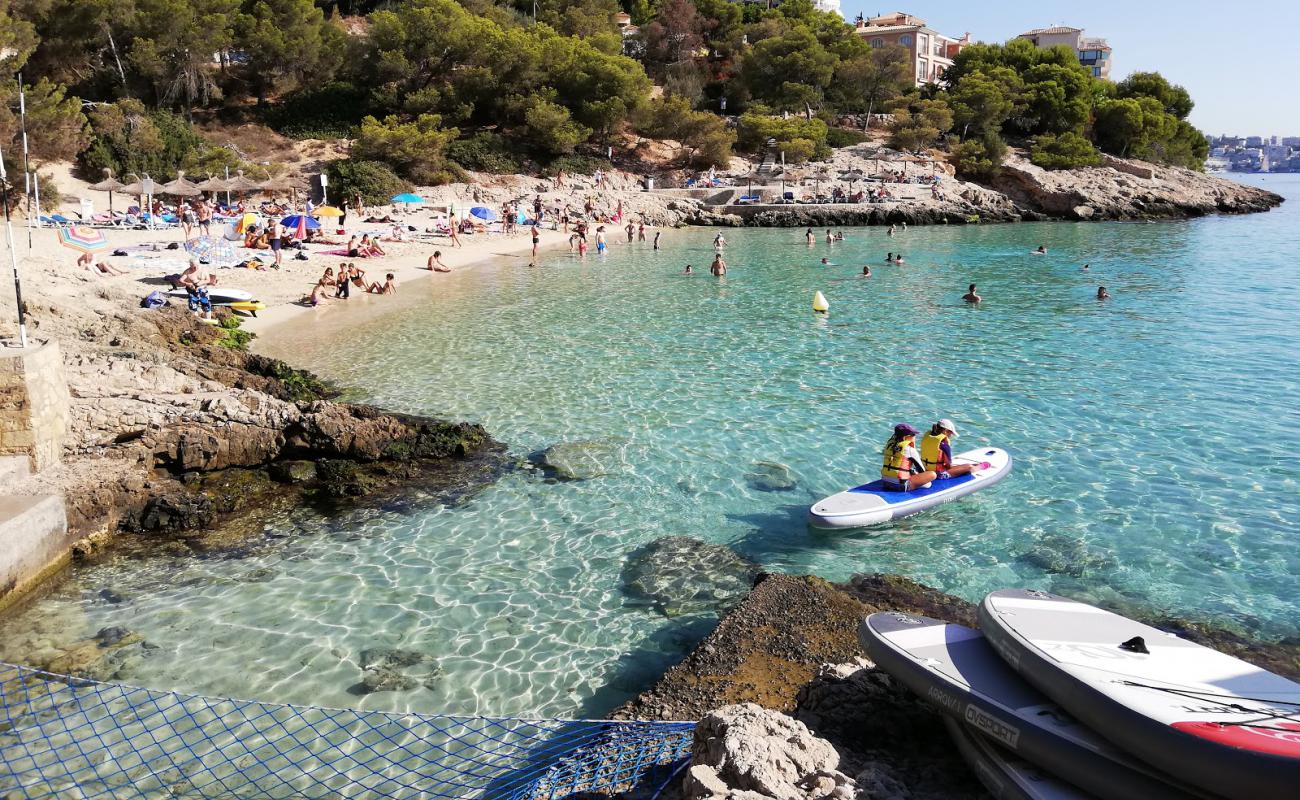 Foto de Playa de Illetes 2 con brillante arena fina superficie