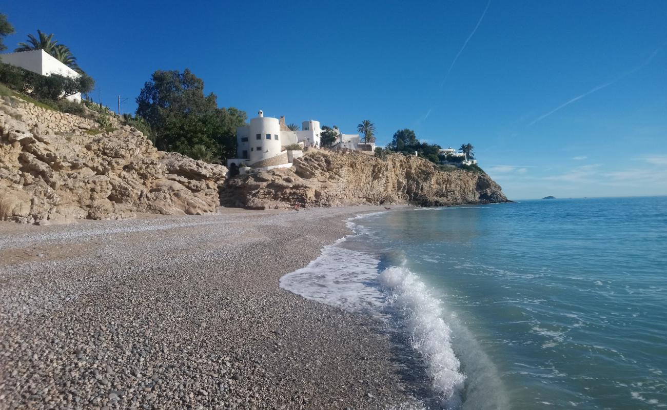 Foto de Playa el Asparalló con guijarro fino claro superficie