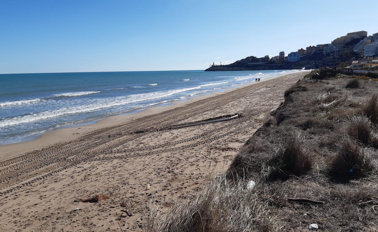 Foto de Cullera Campo con arena oscura superficie