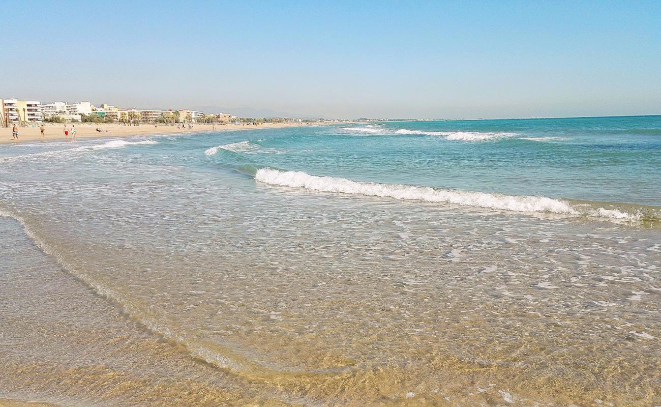 Foto de Canet Playa con arena fina oscura superficie