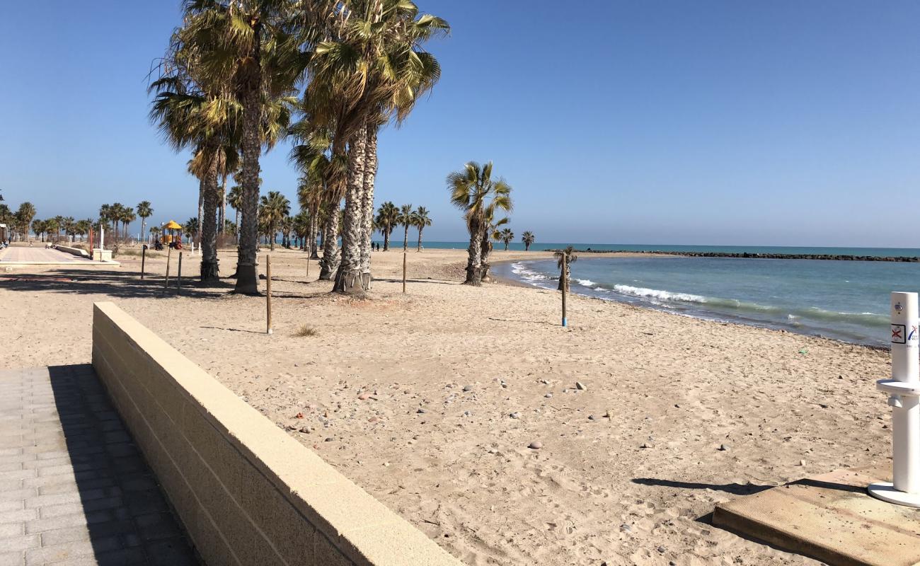 Foto de Platja dels Cirerers con arena brillante superficie