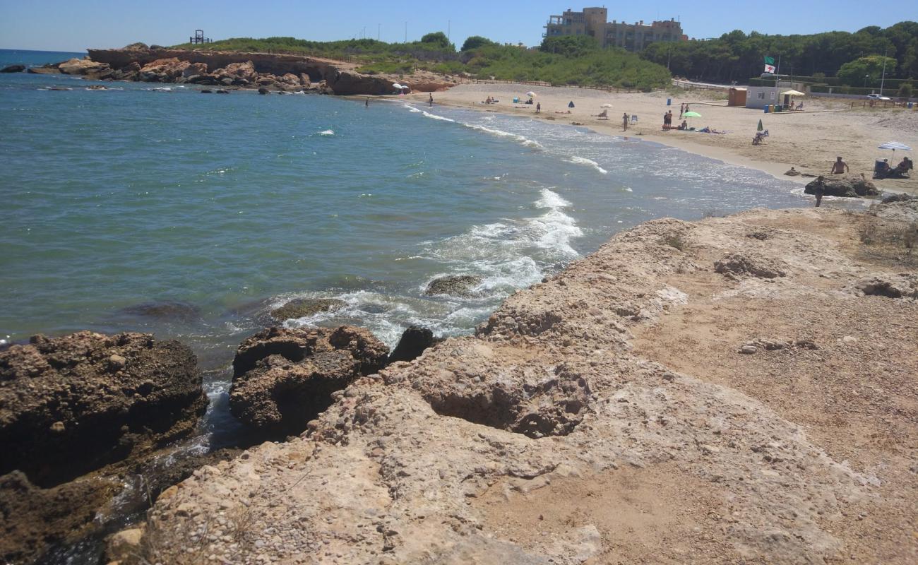 Foto de Playa del Moro con arena oscura superficie