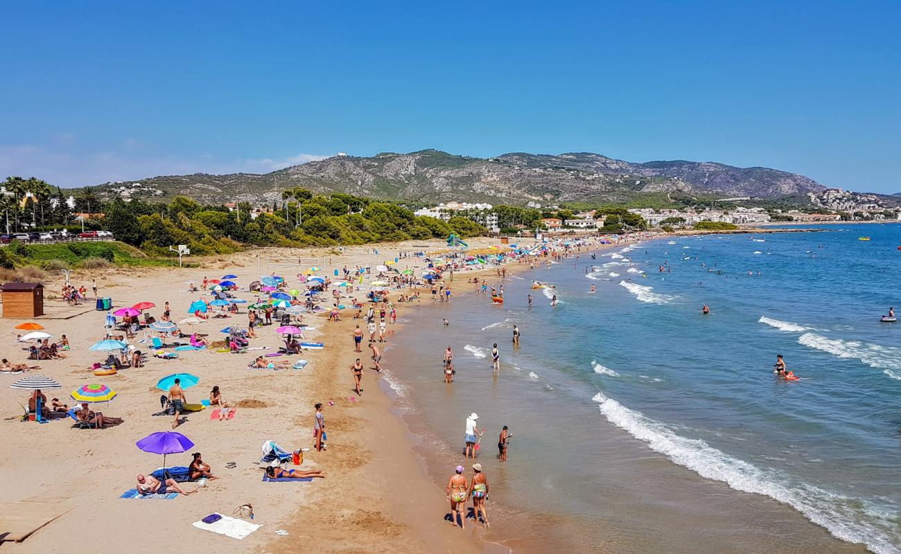 Foto de Playa Romana con arena oscura superficie