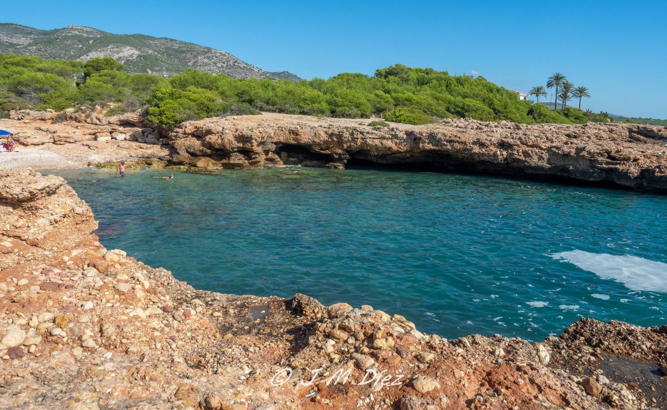 Foto de Cala Mundina con guijarro gris superficie