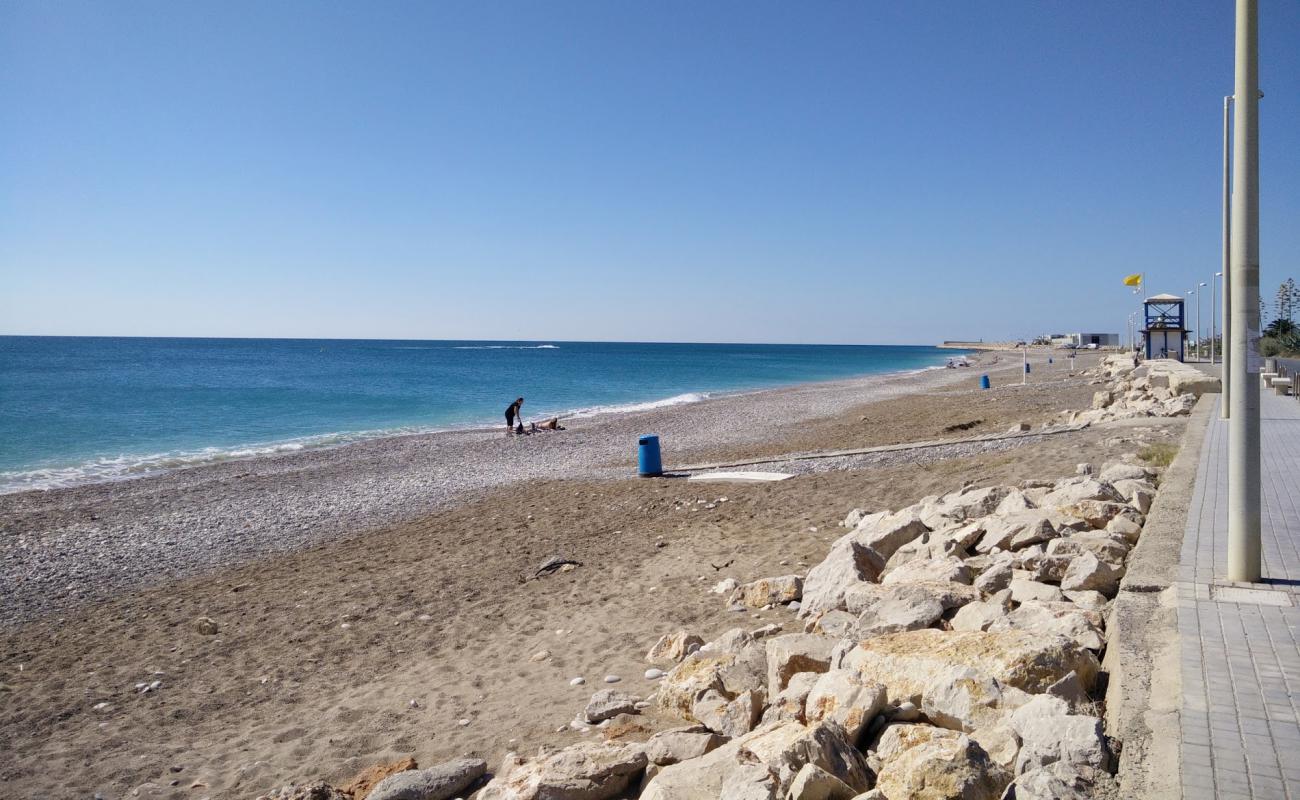 Foto de Platja Mar Xica con guijarro fino gris superficie