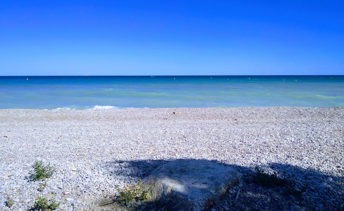 Foto de Platja del Marjal con guijarro gris superficie