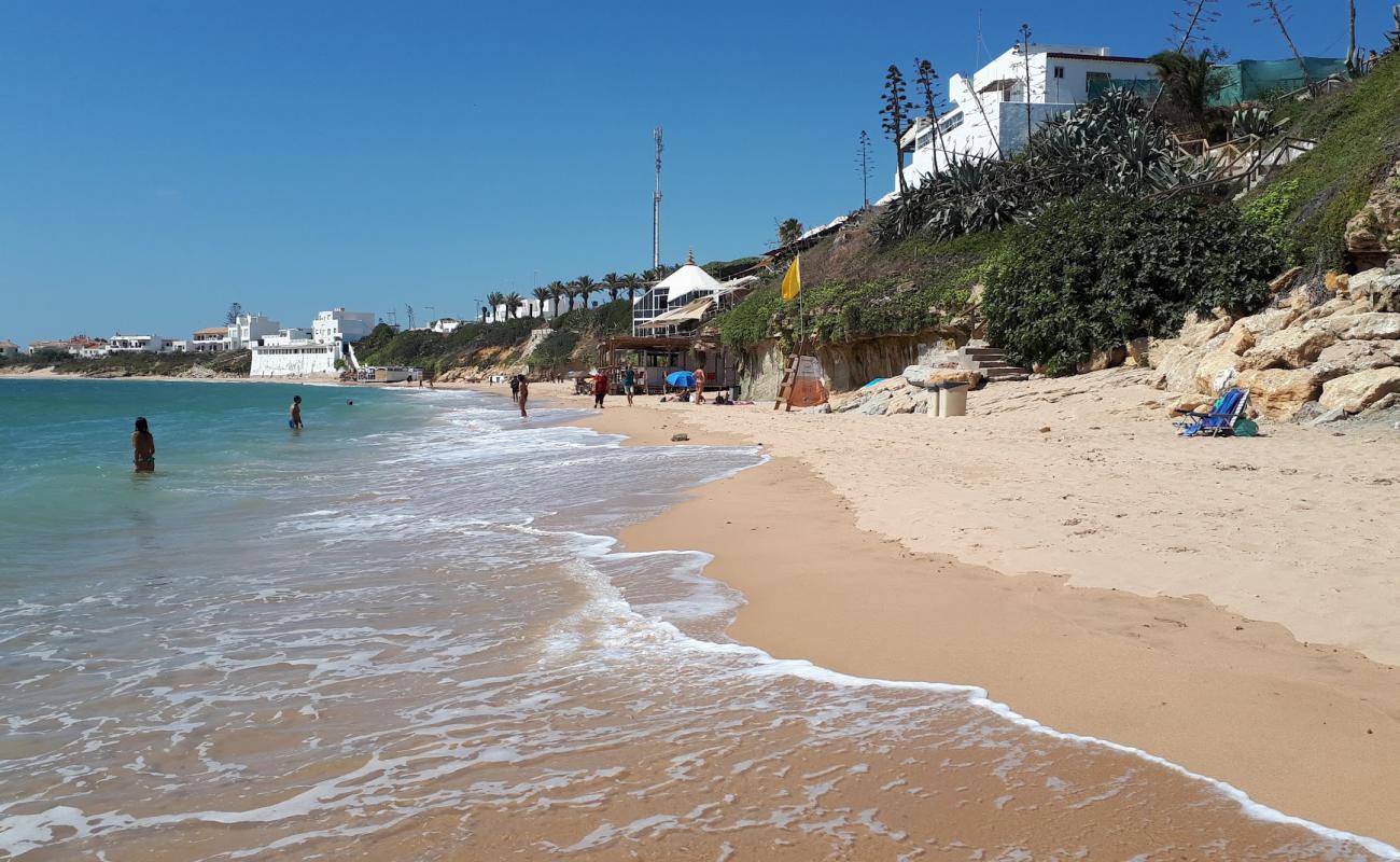 Foto de Playa de Guadalupe con brillante arena fina superficie