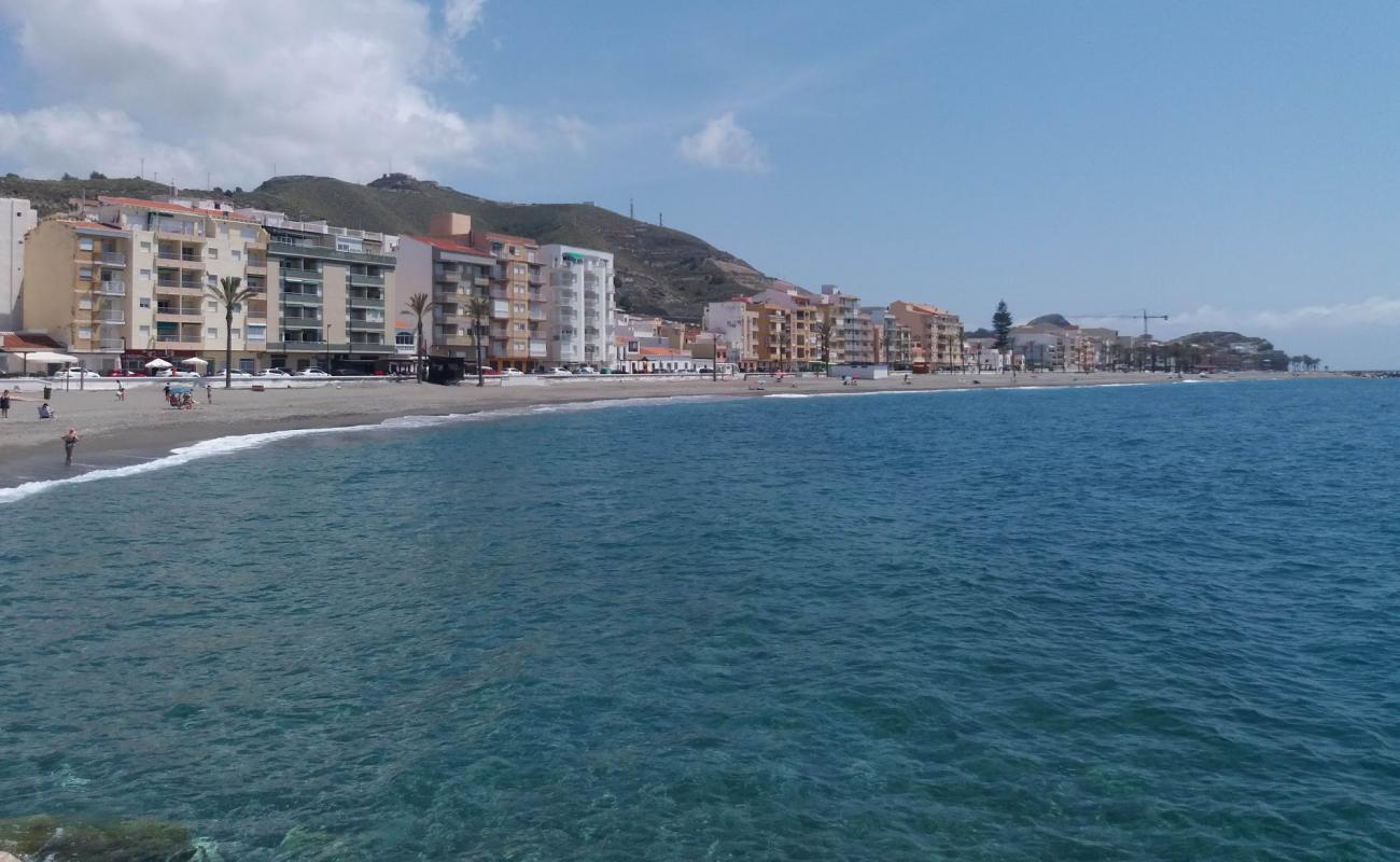 Foto de Playa de Torrenueva Costa con arena gris superficie