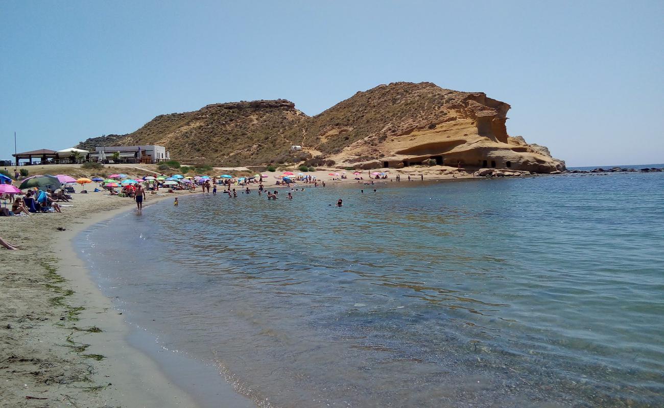 Foto de Playa de los Cocedores con arena oscura superficie