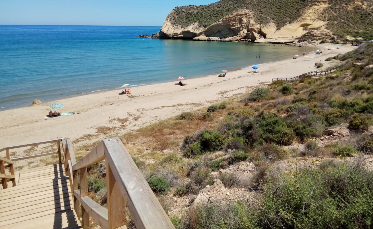 Foto de Playa la carolina con arena brillante superficie