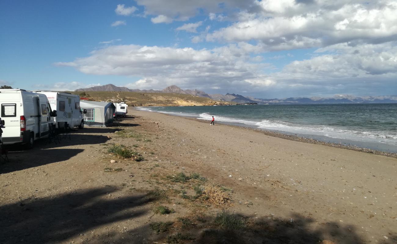 Foto de Playa de Parazuelos con arena oscura superficie