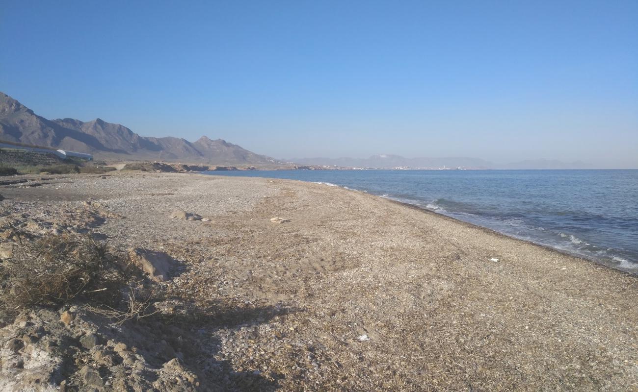 Foto de Playa de las Covaticas con arena gris y guijarros superficie